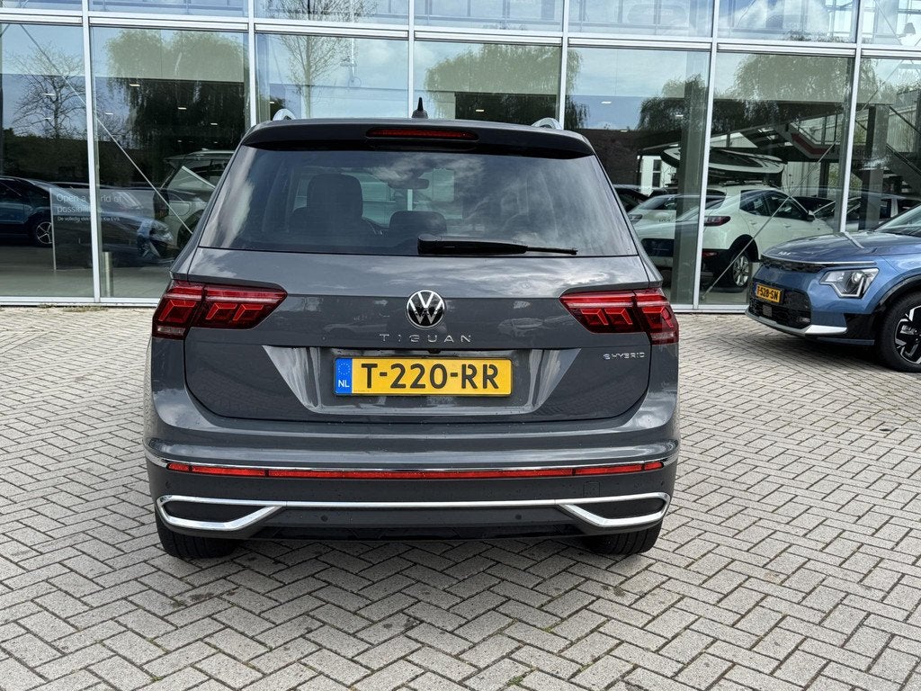 Volkswagen Tiguan 1.4 TSI eHybrid Business+ PHEV, Auto's, Volkswagen, Stof, Hybride Elektrisch/Benzine, 10 kWh, SUV of Terreinwagen