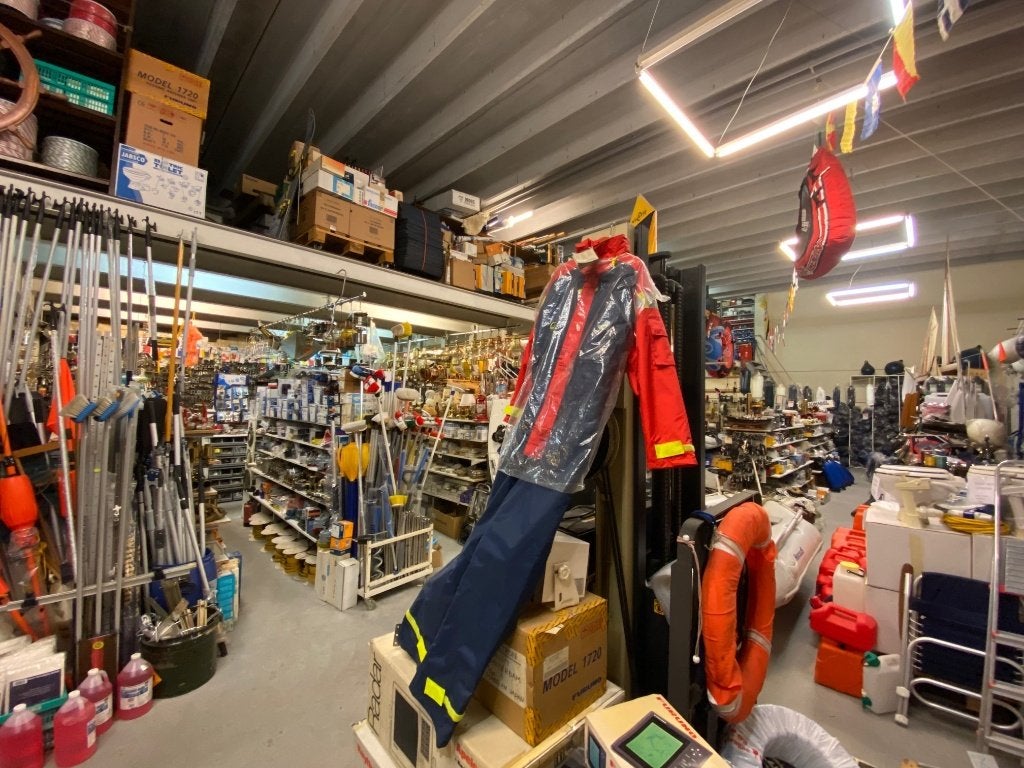 € 100,00  HELLY   HANSEN   OVERALL  NAUTIC  BOUT  ALMERE, Watersport en Boten, Ophalen, Nieuw