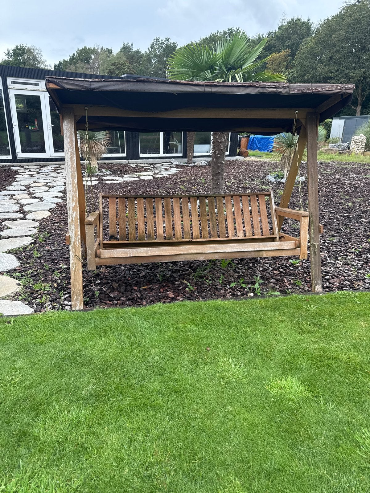 Houten schommelbank met overkapping, Tuin en Terras, Tuinbanken, Ophalen of Verzenden, Gebruikt, Hout, Schommelbank