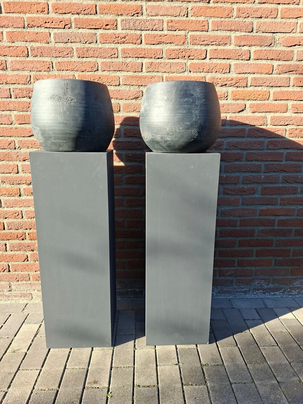 Set van 2 mdf zuilen met stenen bloempotten ( antraciet ), Ophalen, Gebruikt, Binnen