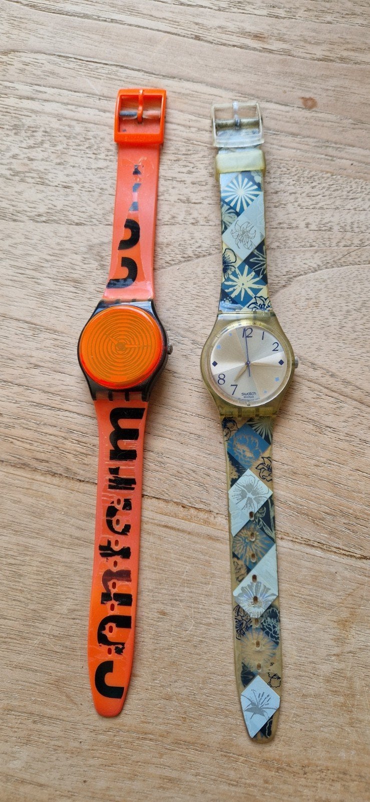 2 Swatch horloges - Oranje en Blauw/Geel, Kunststof, Gebruikt, Polshorloge, Swatch