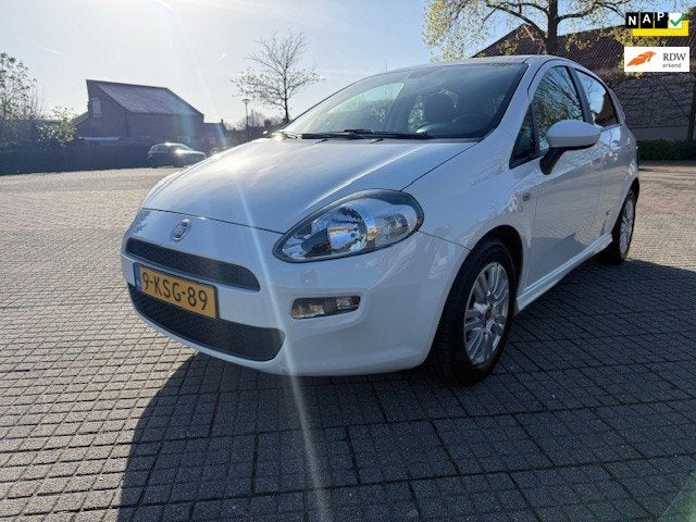 Fiat Punto Evo 0.9 TwinAir Pop, Auto's, Voorwielaandrijving, Euro 5, Gebruikt, Zwart