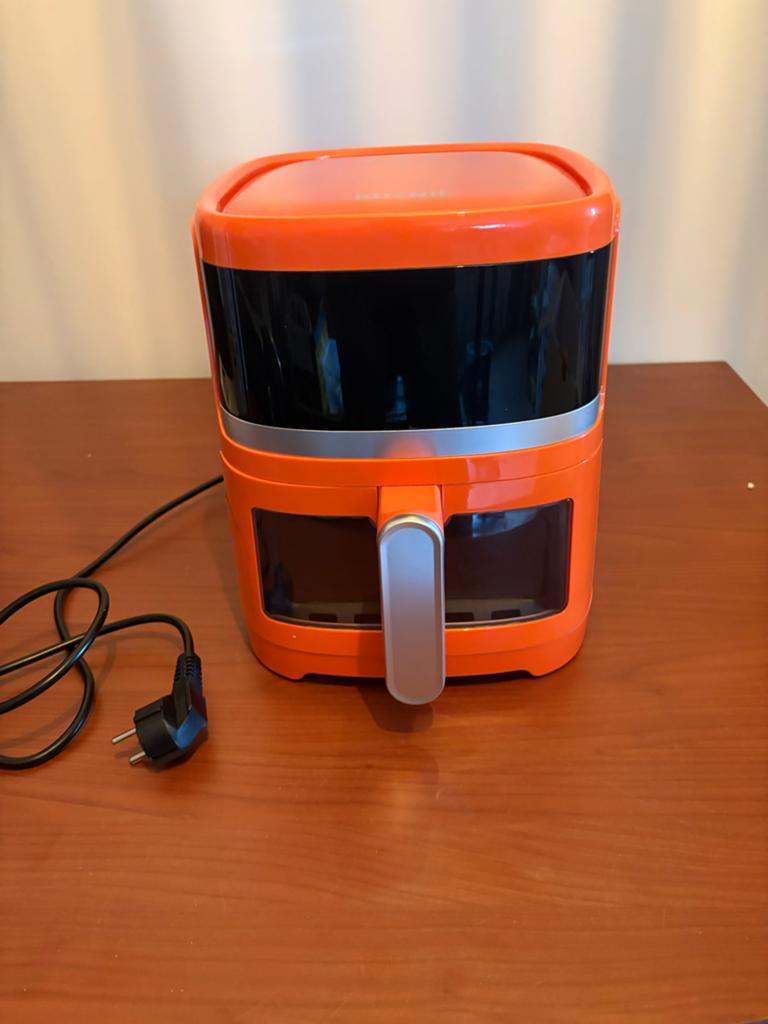 Koenic Airfryer KAF41324 O - oranje editie, Witgoed en Apparatuur, Airfryers, Ophalen of Verzenden, Zo goed als nieuw, Airfryer