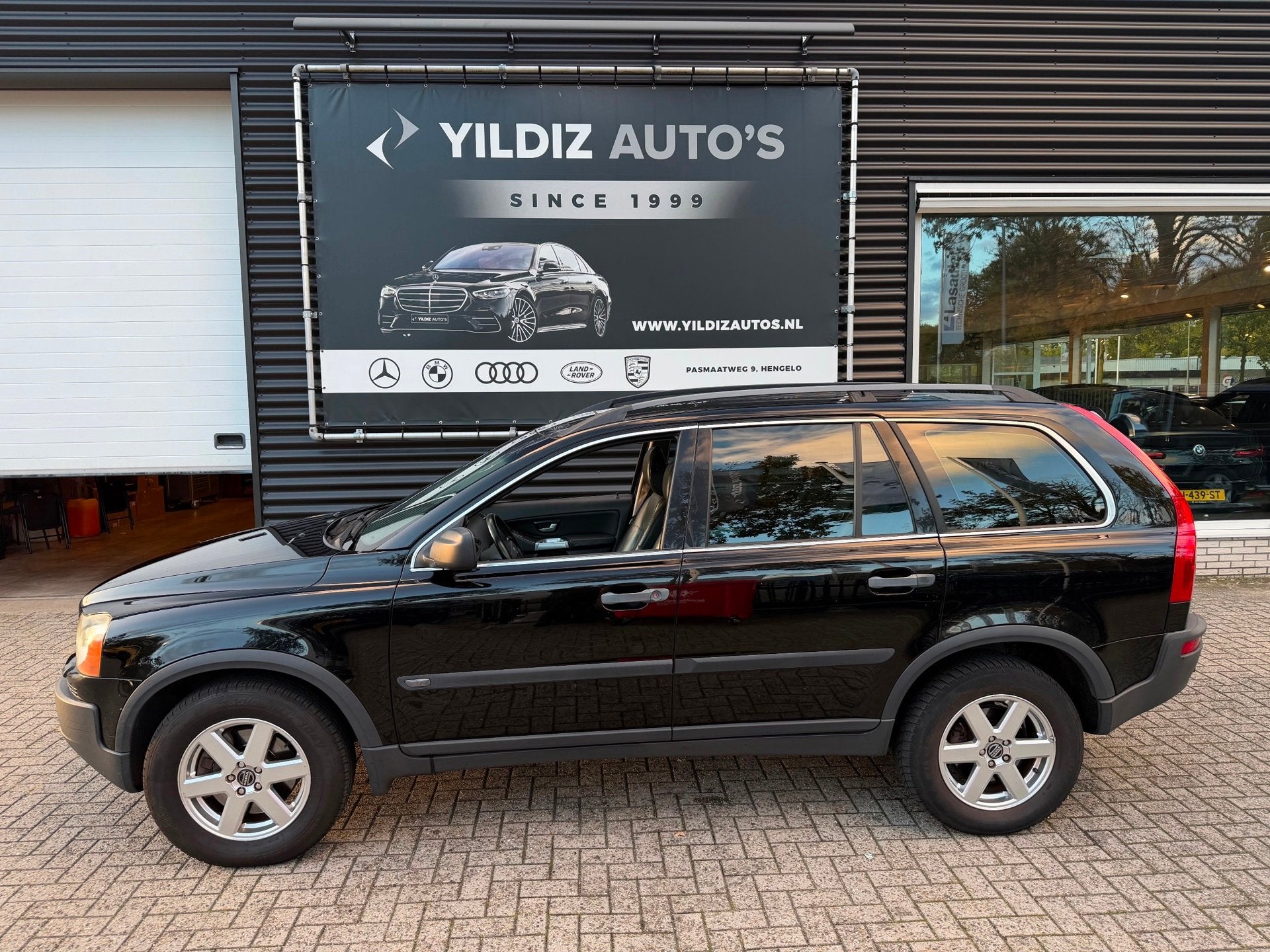 Volvo XC90 2.5 T NAP Automaat|7Pers|Opendak|Stoelvw|Xenon|, Gebruikt, Zwart, 7 stoelen, Bedrijf