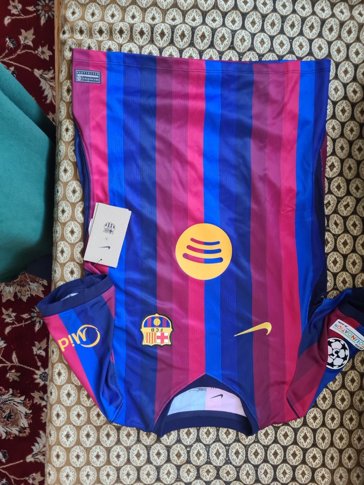 Origineel FC Barcelona Thuisshirt Lamine Yamal #10 - Nieuw, Kinderen en Baby's, Kinderkleding | Overige, Ophalen of Verzenden
