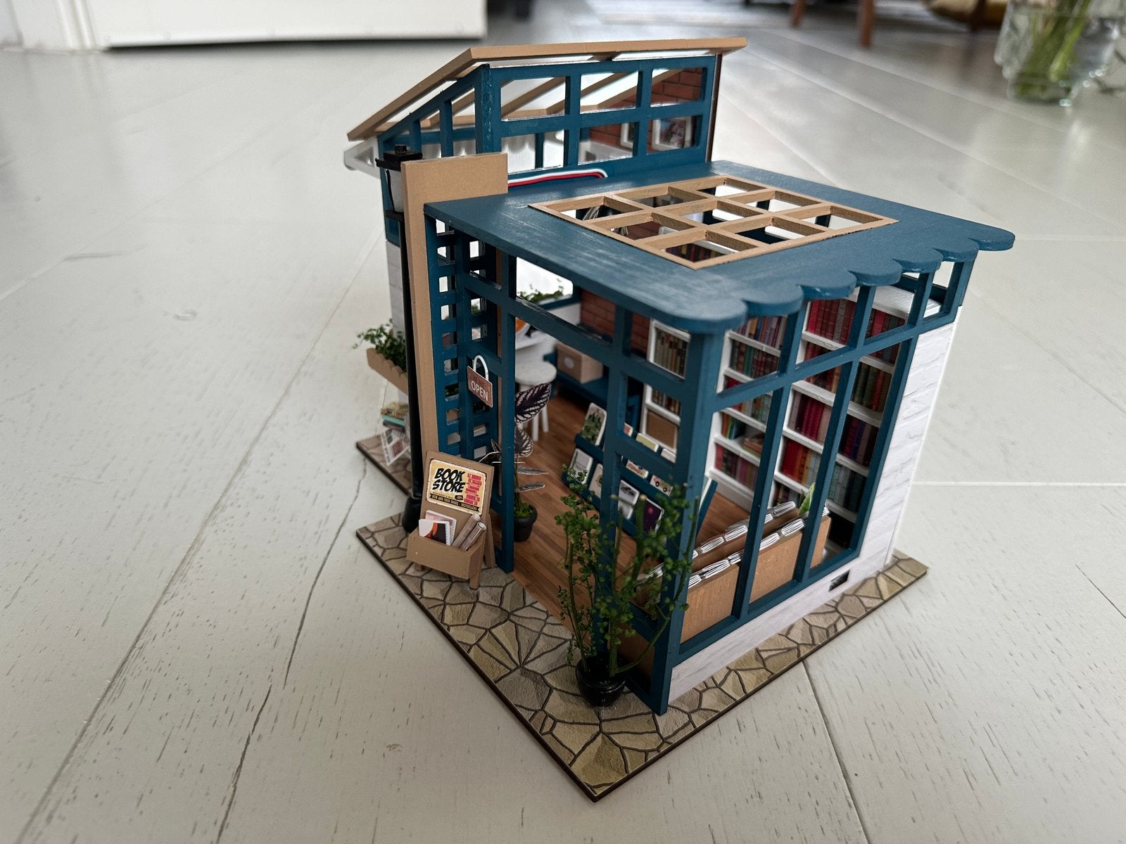 Uniek handgemaakt miniatuur boekenwinkeltje – decoratie, Ophalen, Nieuw, Groter dan 1:32