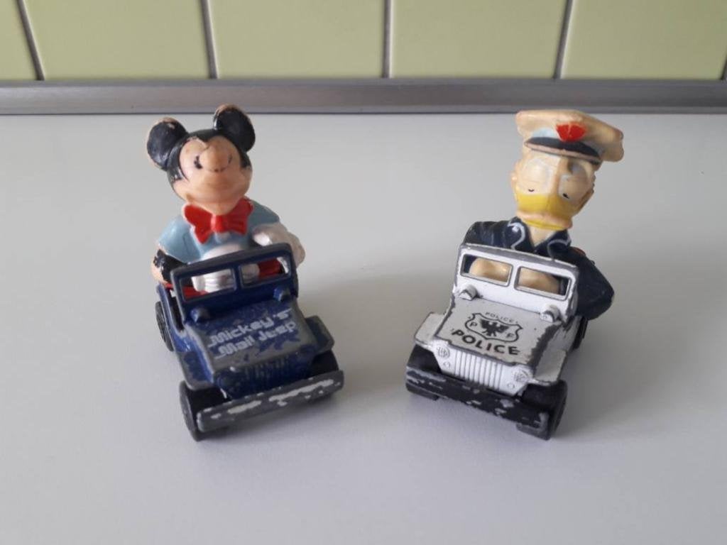 donald duck      matchbox      mickey mouse, Ophalen of Verzenden, Gebruikt, Auto
