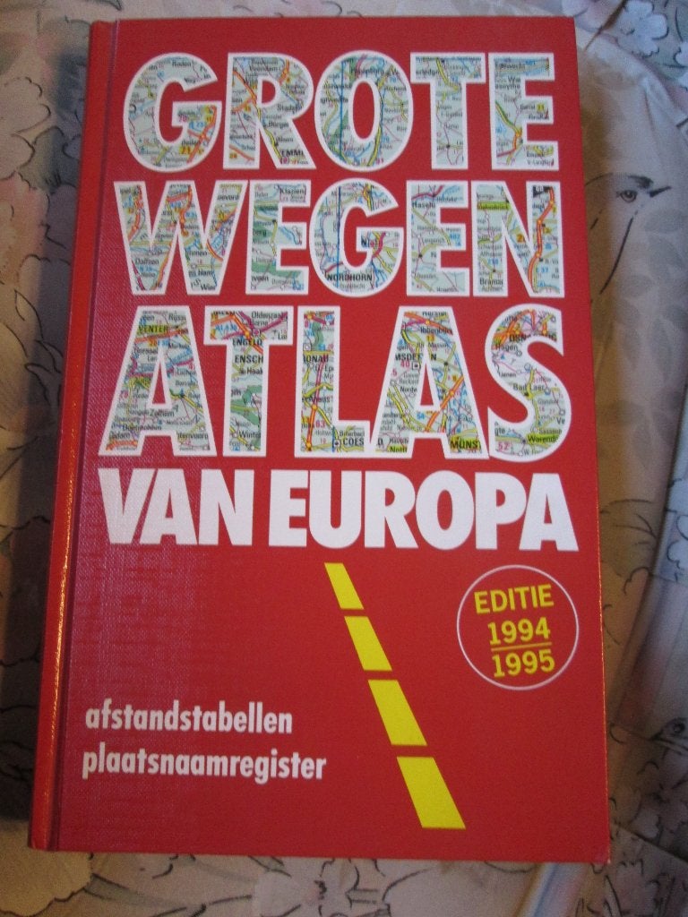 Grote wegen atlas van Europa 1994/1995 Vintage, Overige atlassen, Zo goed als nieuw, 1800 tot 2000, Europa Overig