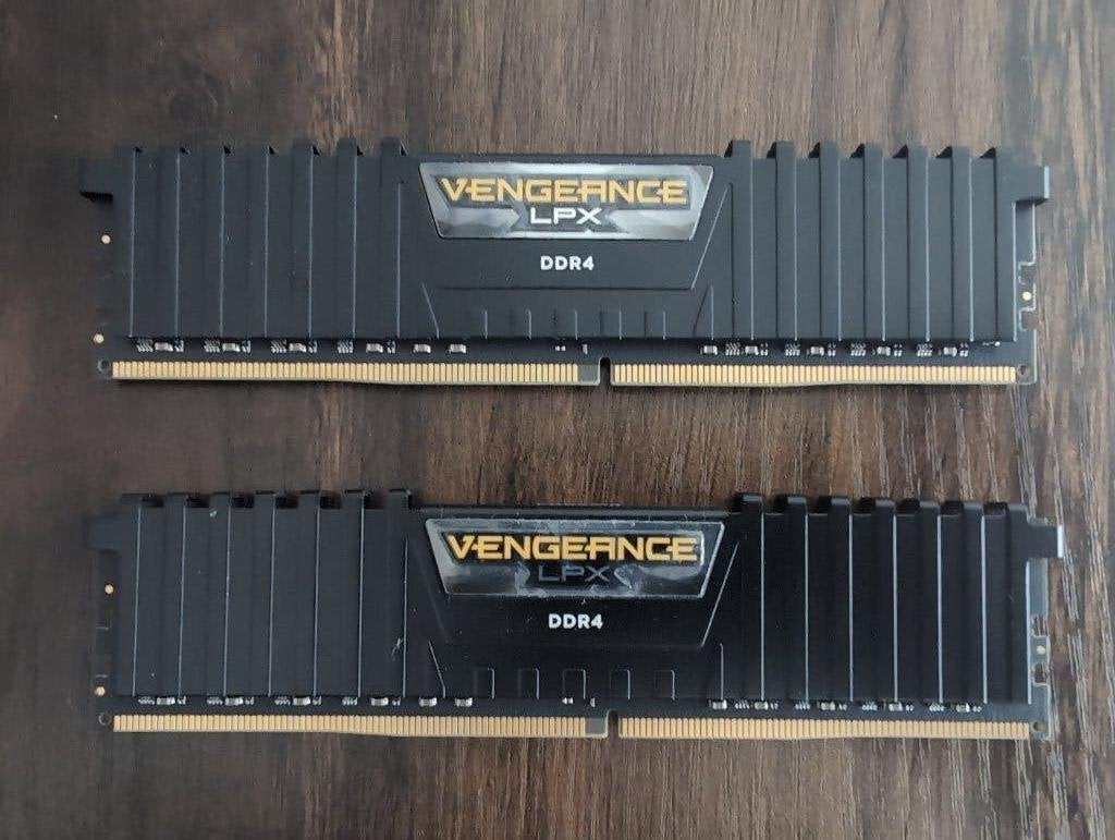 64GB DDR 4 Corsair Vengeance LPX (2x32), Computers en Software, RAM geheugen, DDR4, Ophalen of Verzenden, Zo goed als nieuw, Desktop