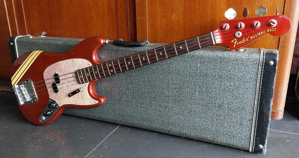 Fender Mustang Bass 1970 competition red, Ophalen of Verzenden, Gebruikt, Elektrisch