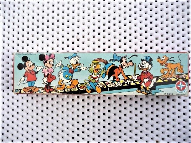 DISNEYLAND DOMINOSPEL HOUT JAREN 60 HOUTEN BLOKJES DISNEY, Antiek en Kunst, Verzenden