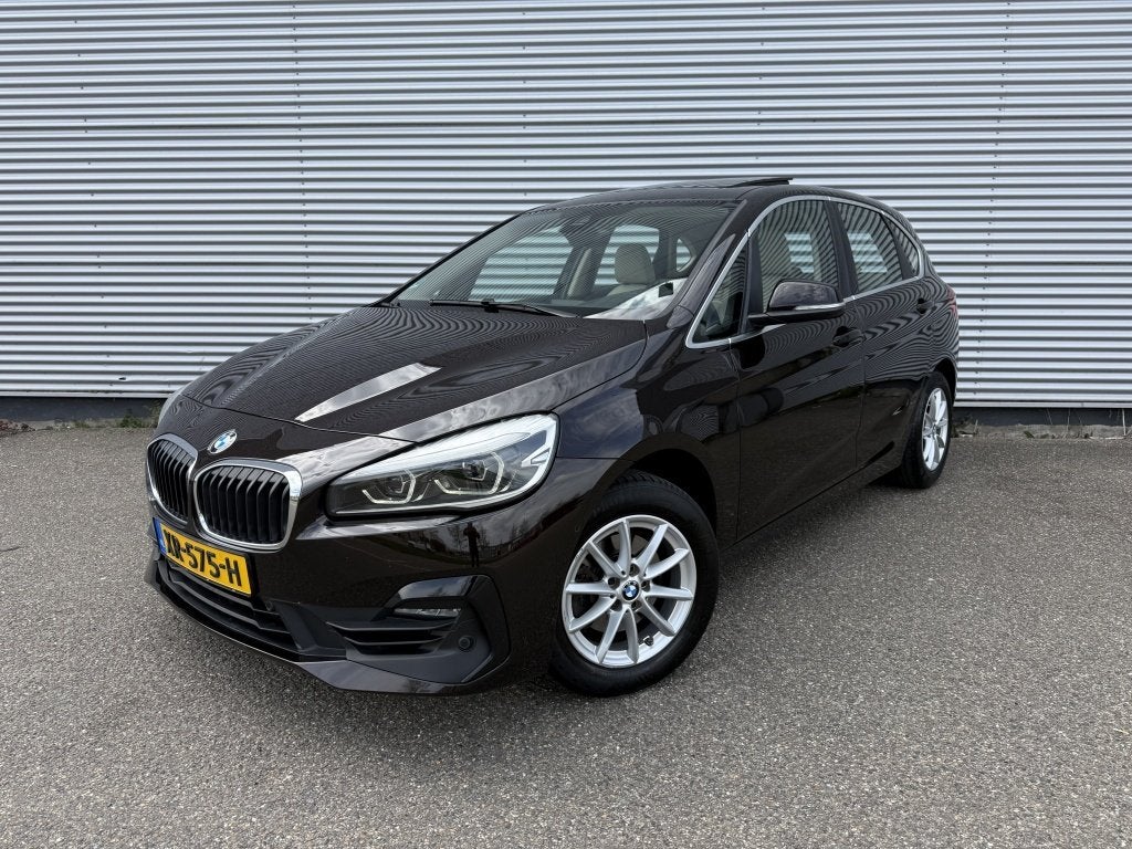 BMW 2 Serie Active Tourer 218i Executive Automaat NAP Pano T, Auto's, BMW, Gebruikt, Euro 6, Bruin, Bedrijf