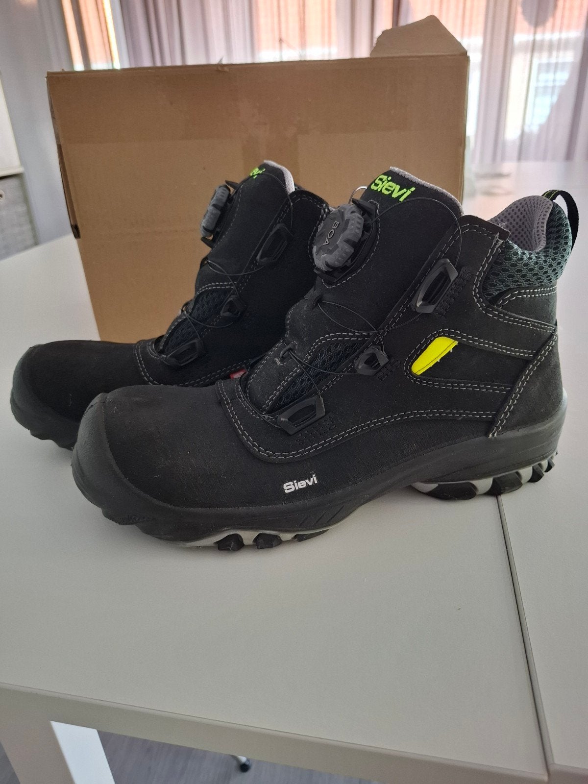 Sievi Roller High+ S3 Veiligheidsschoenen maat 43., Ophalen of Verzenden, Zo goed als nieuw