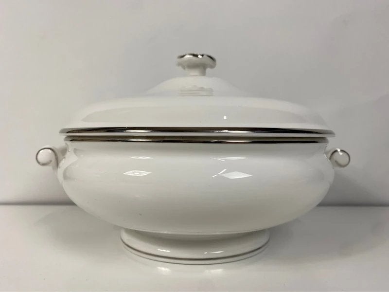 Wedgwood – Sterling soepterrine, Huis en Inrichting, Keuken | Servies, Gebruikt, Overige typen, Porselein, Ophalen of Verzenden
