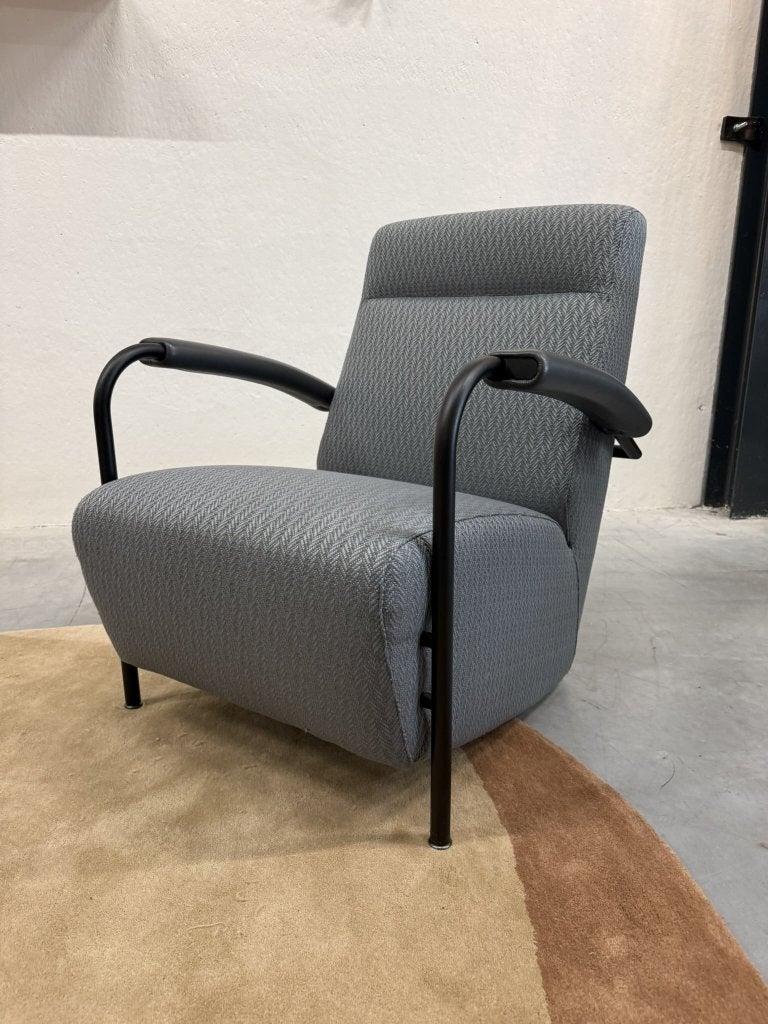 2 Nieuw Leolux Scylla Fauteuil Hoog stof design stoel, Leolux, Info@leolux.nl, Nieuw, 75 tot 100 cm