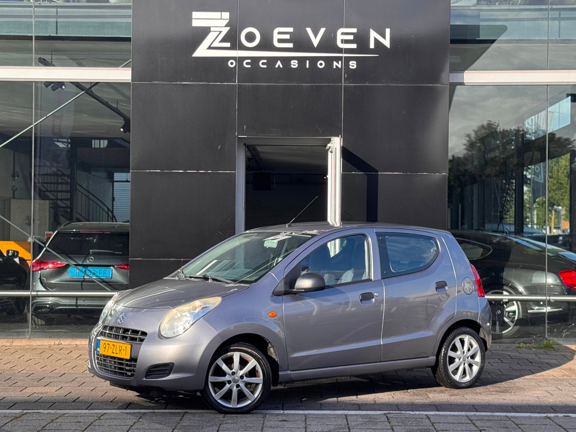 Suzuki Alto Suzuki Alto 1.0 Comfort | 5-DEURS | ZUINIG | LAG, Voorwielaandrijving, Euro 5, Stof, Gebruikt