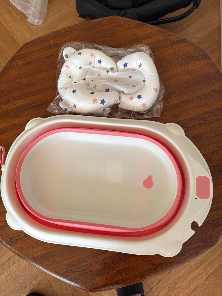 Opvouwbaar babybadje met badkussen, Overige merken, Ophalen of Verzenden, Zo goed als nieuw, Badje