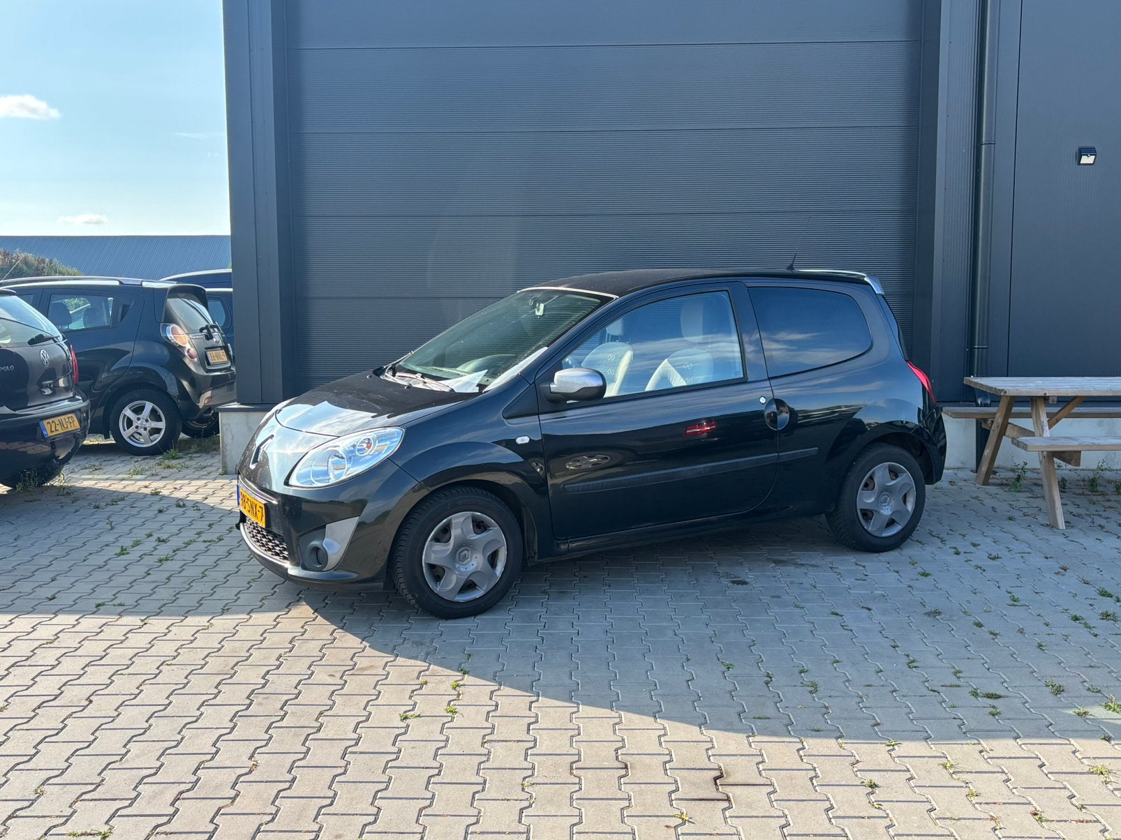Renault Twingo 1.2 16V 2011 Zwart, 839 kg, Twingo, 74 pk, 4 cilinders