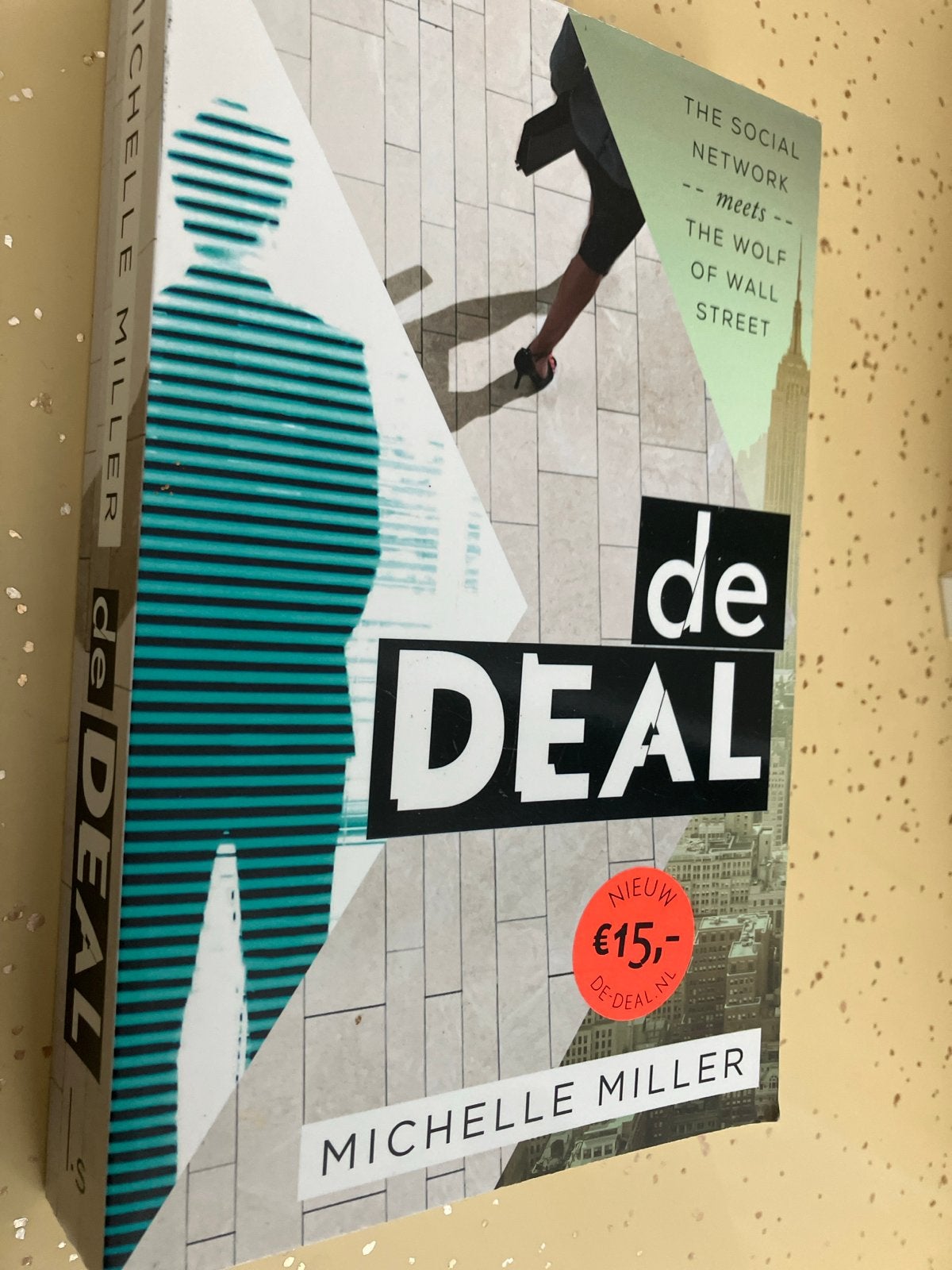 De Deal - Michelle Miller (Boek), Ophalen of Verzenden, Gelezen, Amerika