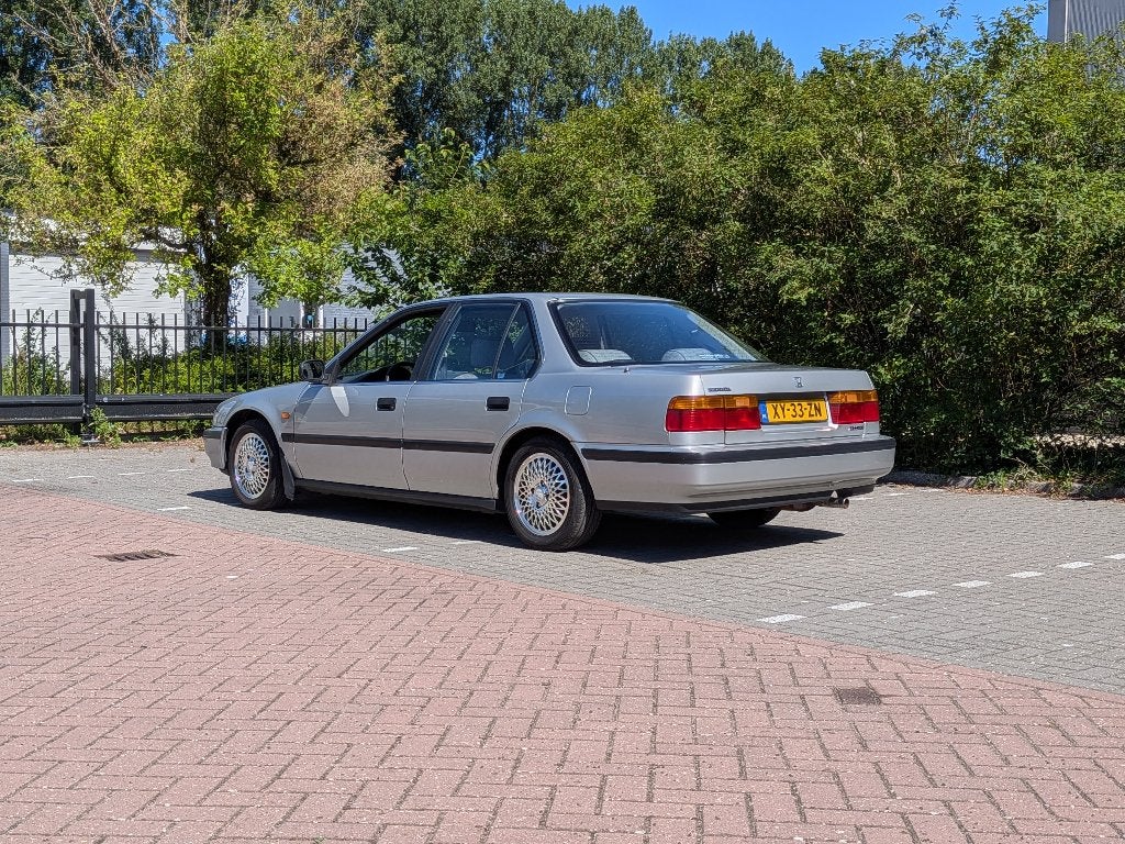 Honda Accord 2.0 16V 1990 - Uniek, foto 2