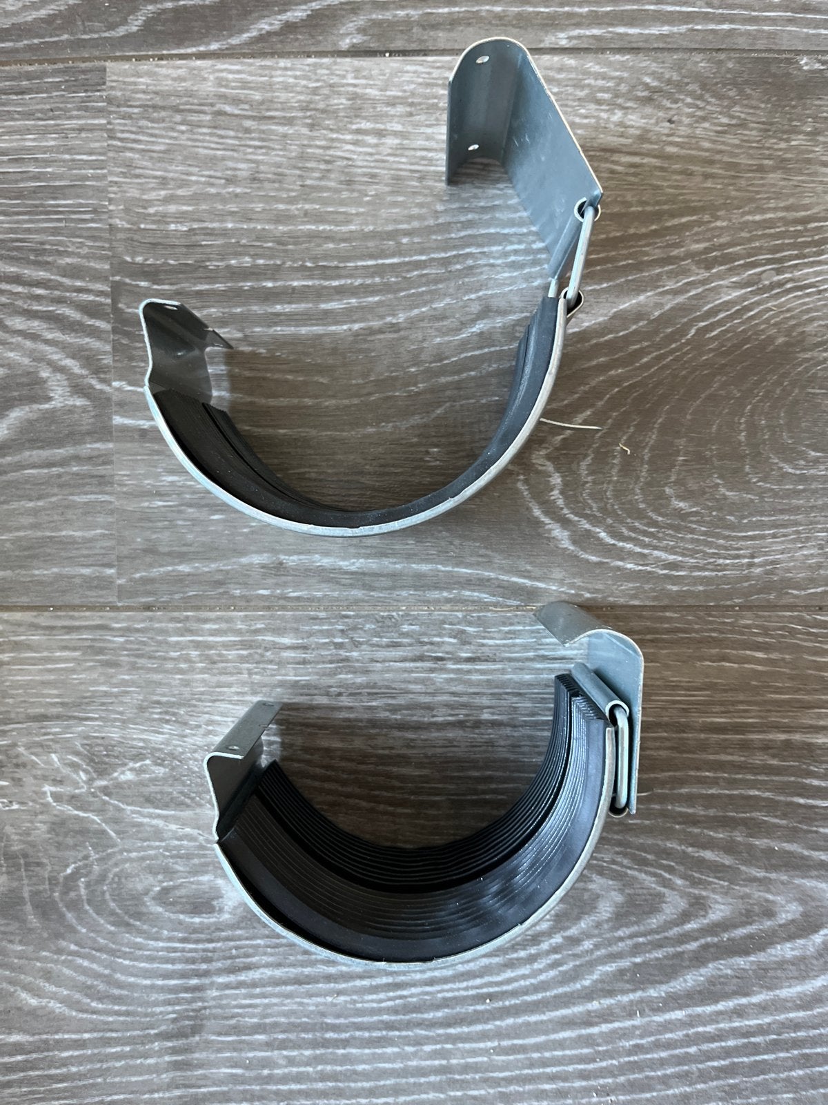 Dakgootbeugel - zink met rubber inzet 2 stuks, Ophalen of Verzenden, Nieuw, Zink, Overige typen