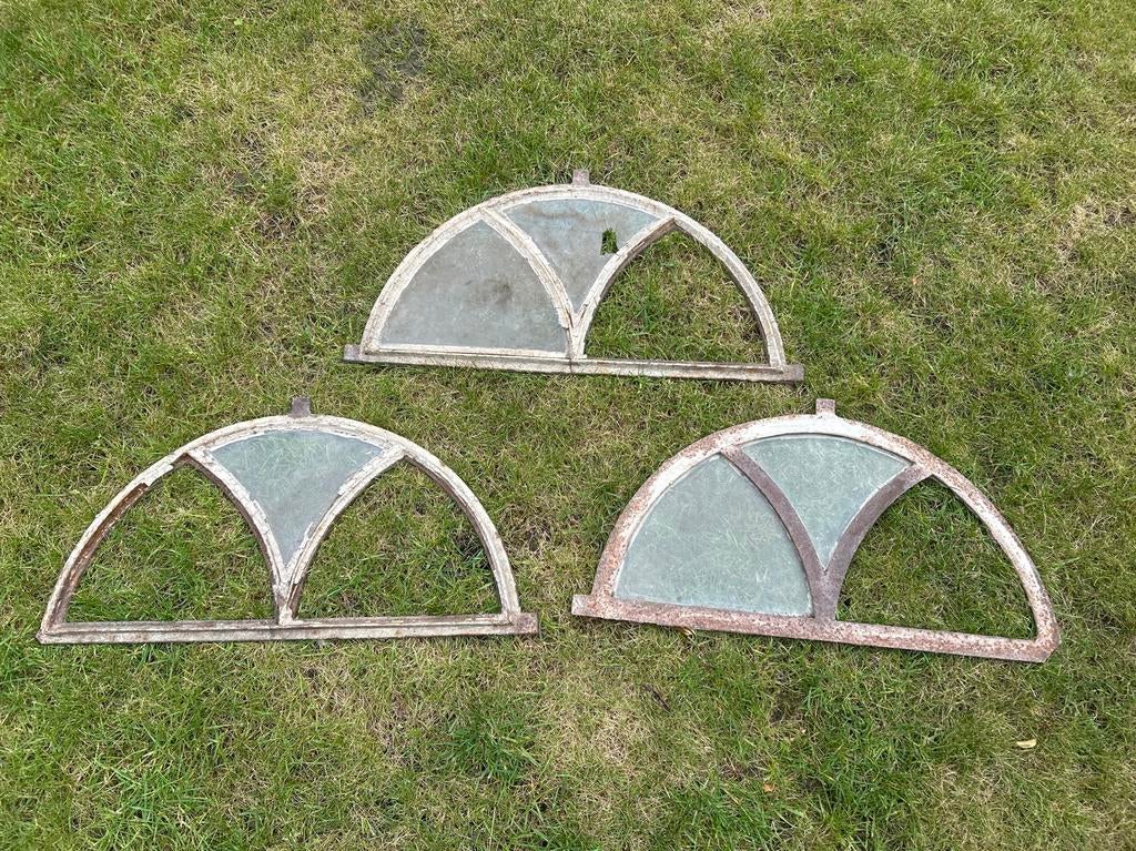 3 oude stalramen, Doe-het-zelf en Verbouw, Ophalen of Verzenden, Gebruikt, Minder dan 80 cm