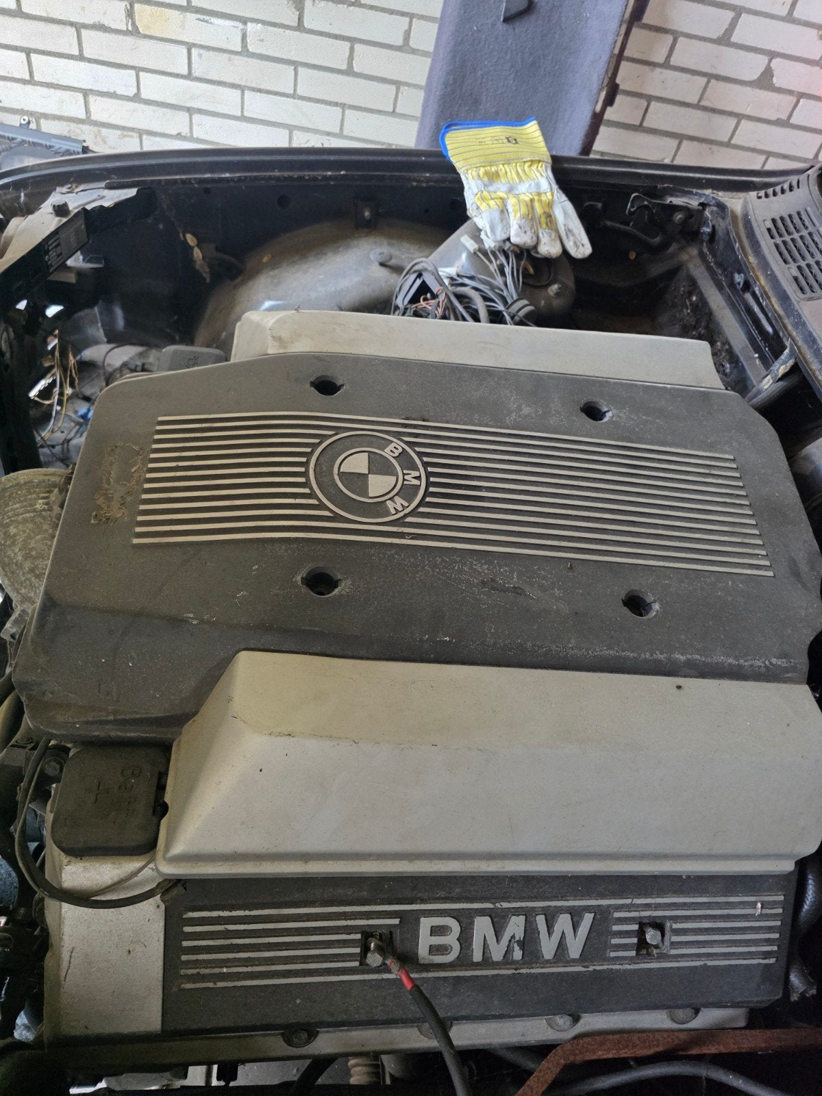 BMW M60B40 V8 Motor inclusief spruitstuk, Auto-onderdelen, Gebruikt, B, Ophalen of Verzenden, W