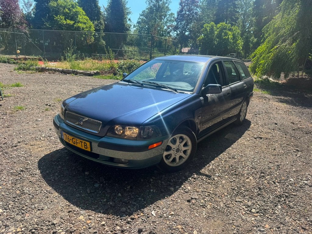 Volvo V40 1.8 TREKHAAK NAP, Voorwielaandrijving, Gebruikt, 4 cilinders, Blauw