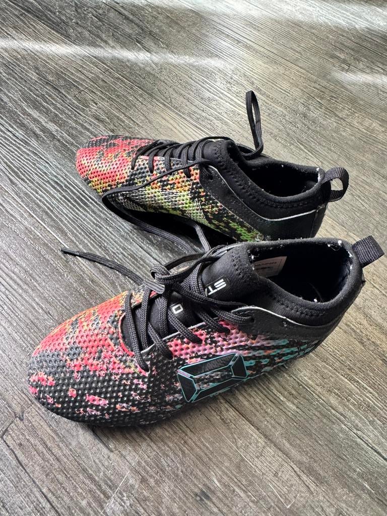 Voetbalschoenen maat 30, Gebruikt, Maat XS of kleiner, Schoenen, Ophalen of Verzenden