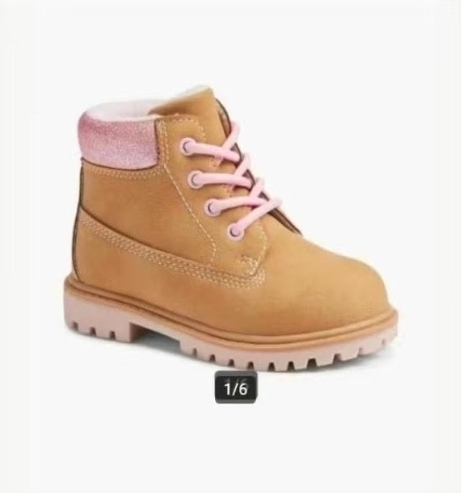 Cupcake Couture Camel veterboot (soort Timberland) maat 22, Kinderen en Baby's, Kinderkleding | Schoenen en Sokken, Meisje, Schoenen