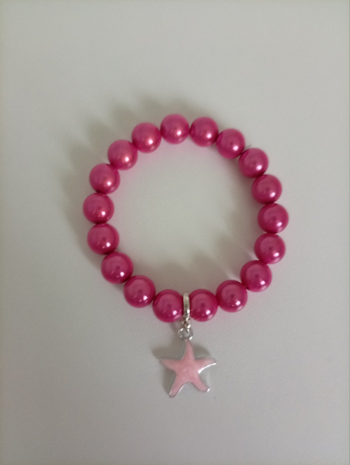 Armband roze met lichtroze hanger nieuw!, Ophalen of Verzenden, Nieuw, Roze, Armband