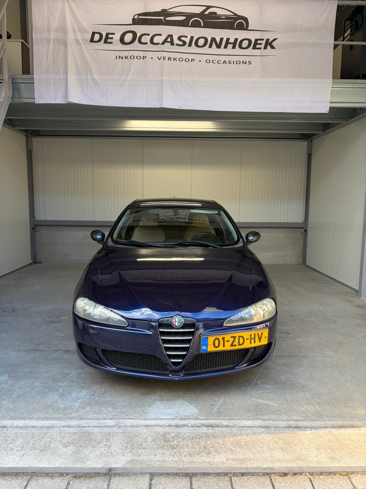 Alfa Romeo 147 1.6 T.spark 16V 77KW 5DR 2005 Blauw, Auto's, Voorwielaandrijving, Beige, 4 cilinders, Leder