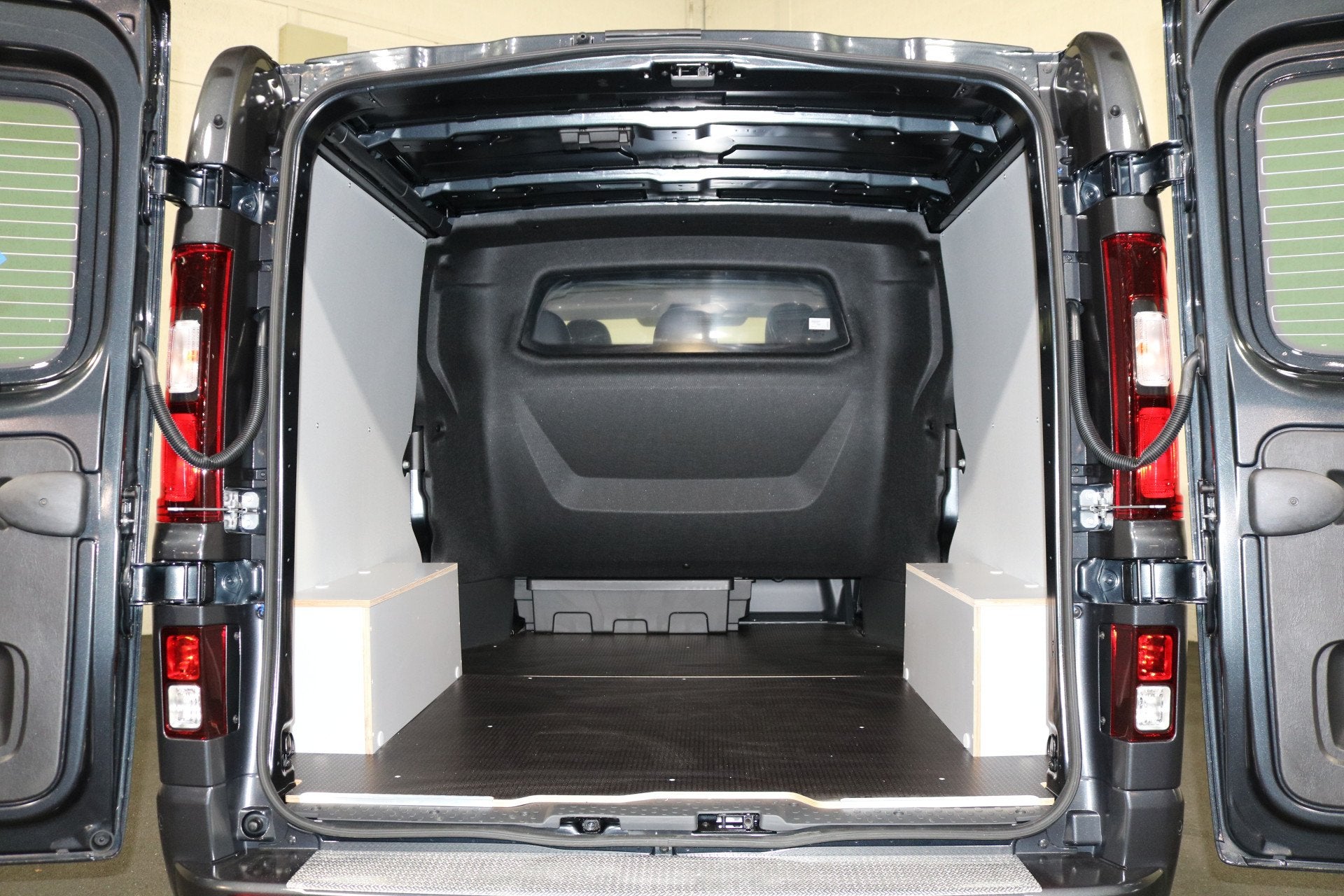 Renault Trafic 2.0 dCi 170pk DC Automaat Airco Navigatie Cam, 1940 kg, Stof, Gebruikt, 4 cilinders