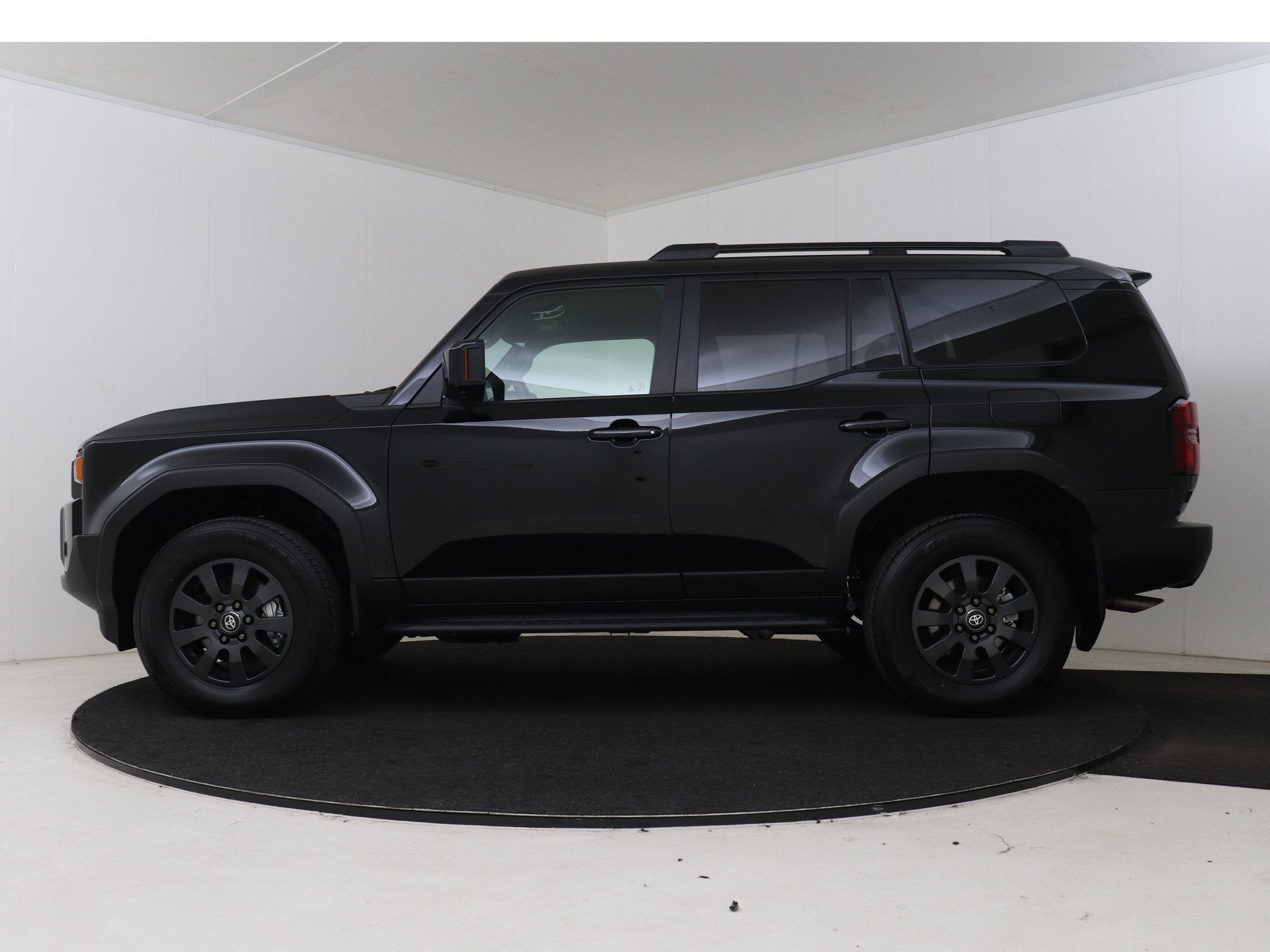 Toyota Land Cruiser 2.8 D-4D Professional 5p. | Navigatie |, Automaat, 12 maanden, Gebruikt, 4 cilinders