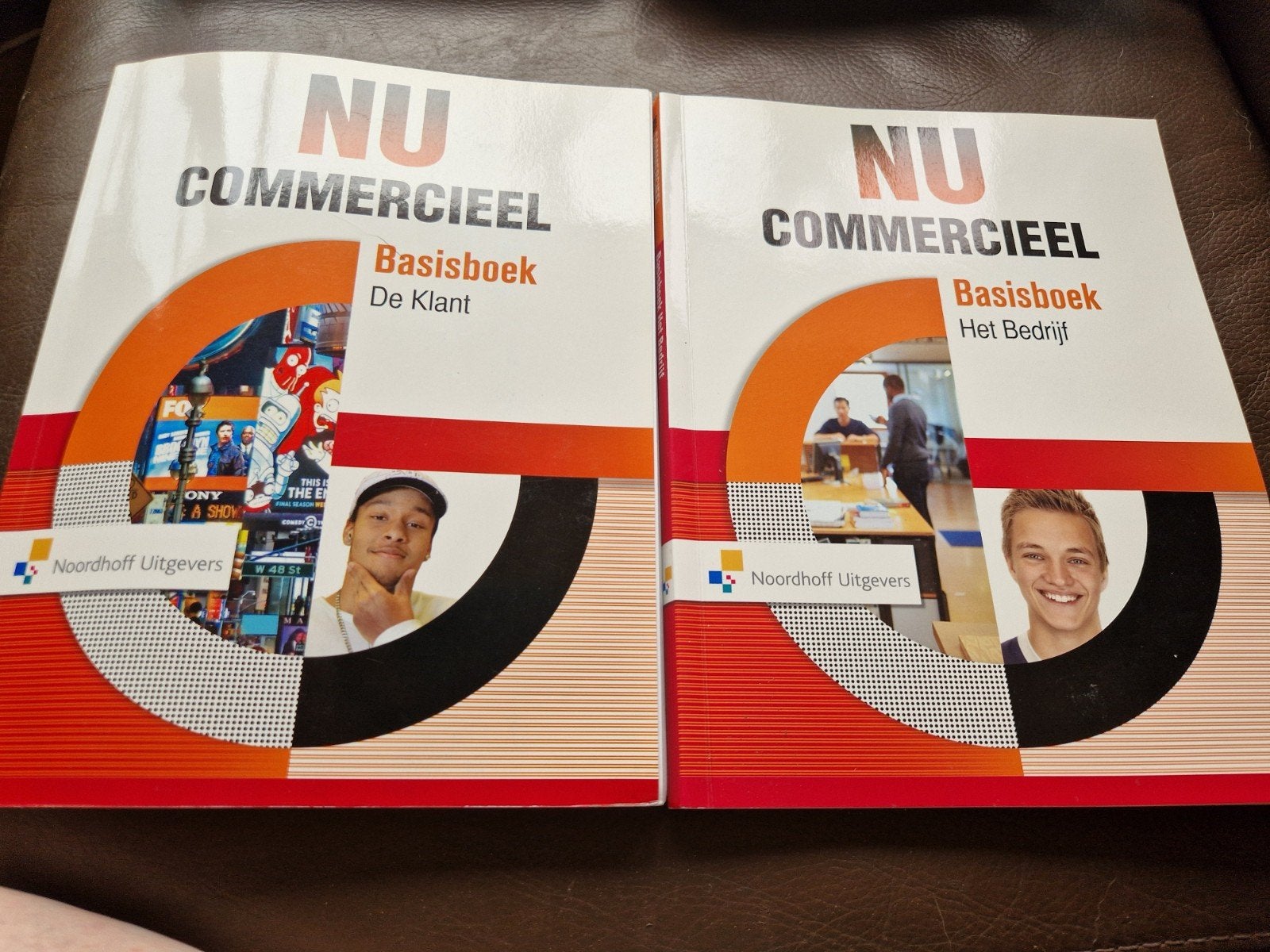 MBO 'Nu Commercieel' Boeken: 'Het Bedrijf' & 'De Klant', Boeken, Ophalen of Verzenden