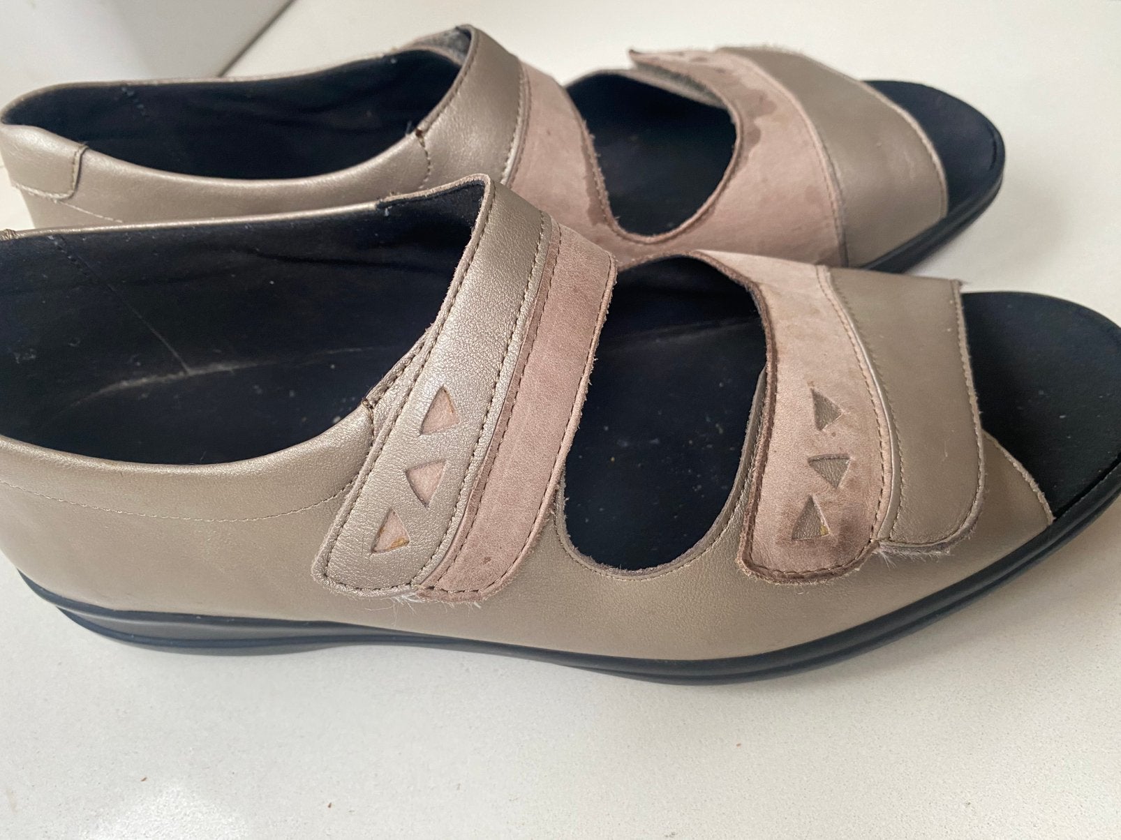 Sandalen Solidus mt.42, Beige, Zo goed als nieuw, Sandalen of Muiltjes, Ophalen of Verzenden