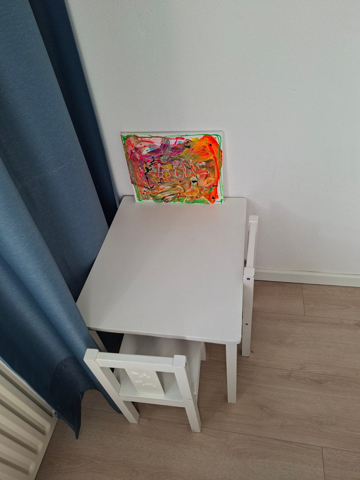 Wittt Kindertafel met stoelen - Gebruikt maar klaar voor ron, Kinderen en Baby's, Ophalen, Gebruikt, Tafel(s) en Stoel(en)