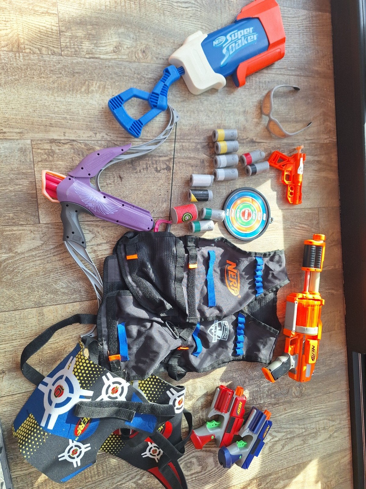 Grote Nerf set met vesten, blasters en accessoires, Ophalen of Verzenden, Gebruikt