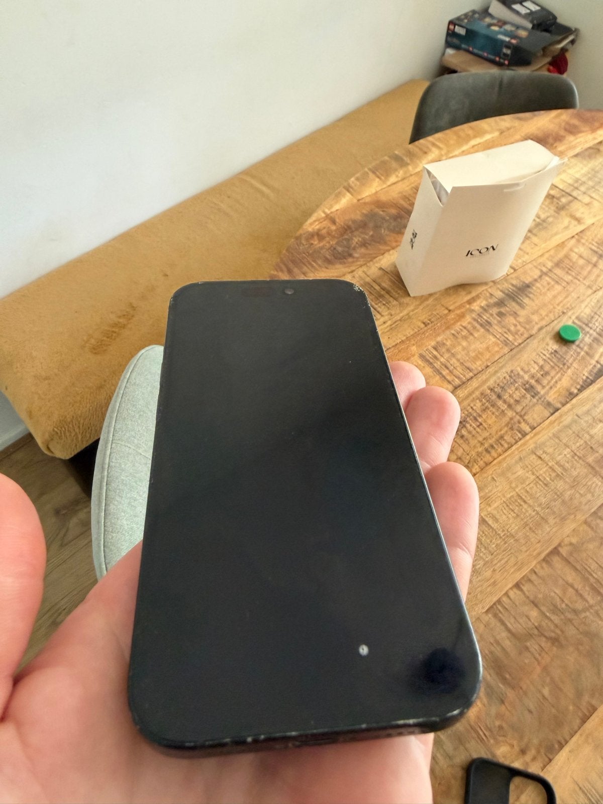 iPhone 15 128GB - Perfect werkend met kleine beschadiging, Telecommunicatie, Mobiele telefoons | Apple iPhone, Ophalen, IPhone 15