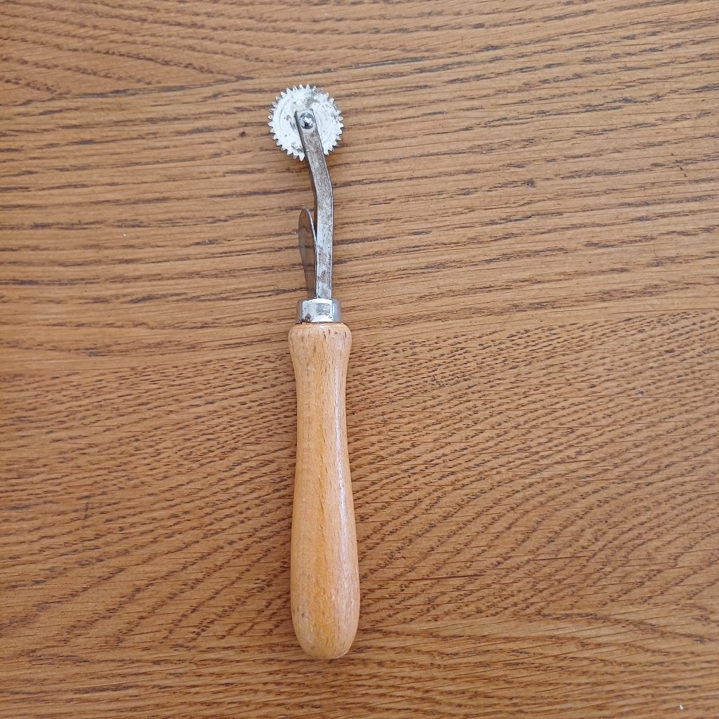 Vintage patroonwiel met houten handvat, Ophalen of Verzenden, Gebruikt, Overige typen