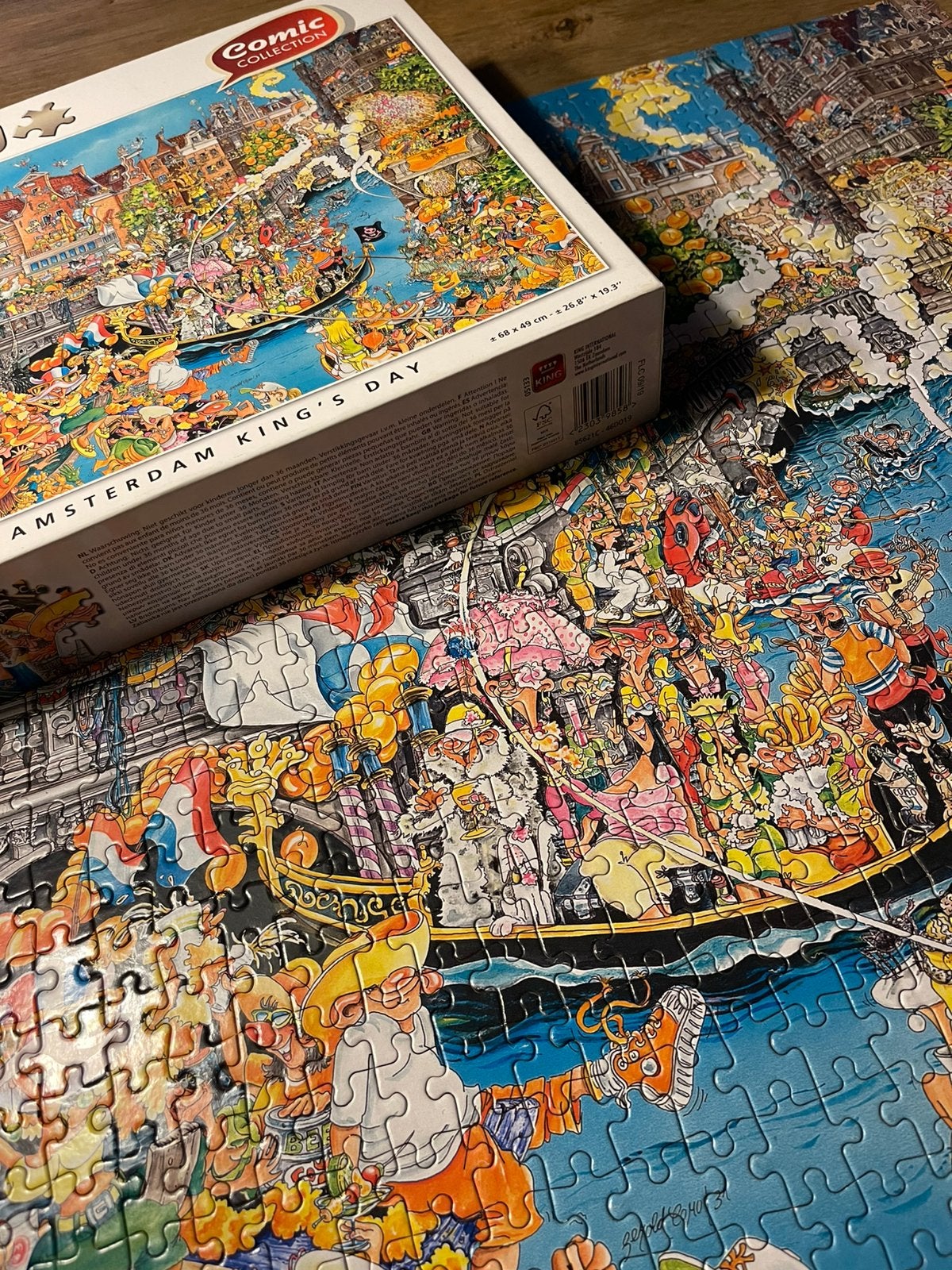 Comic puzzel collection “ koningsdag” 1000st, Ophalen, 500 t/m 1500 stukjes, Zo goed als nieuw, Legpuzzel