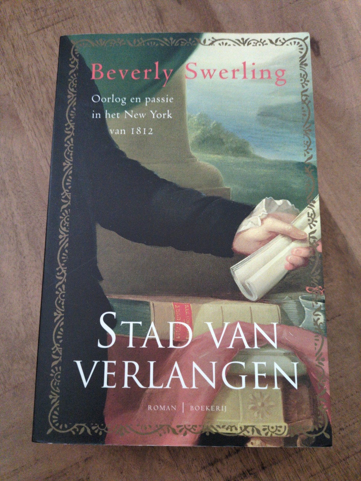 Stad van Verlangen - Beverly Swerling (Roman), Boeken, Ophalen of Verzenden, Zo goed als nieuw, Beverly Swerling, Amerika