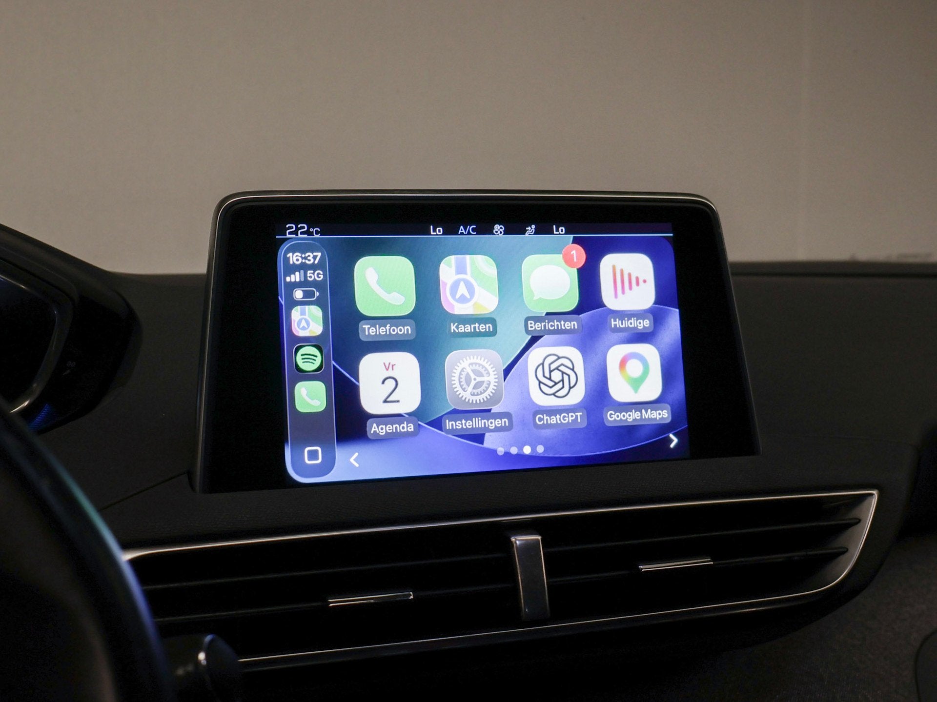 Peugeot 5008 1.2 PureTech Executive (APPLE CARPLAY,NAVI,LED,, Auto's, Gebruikt, 1199 cc, 7 stoelen, Wit