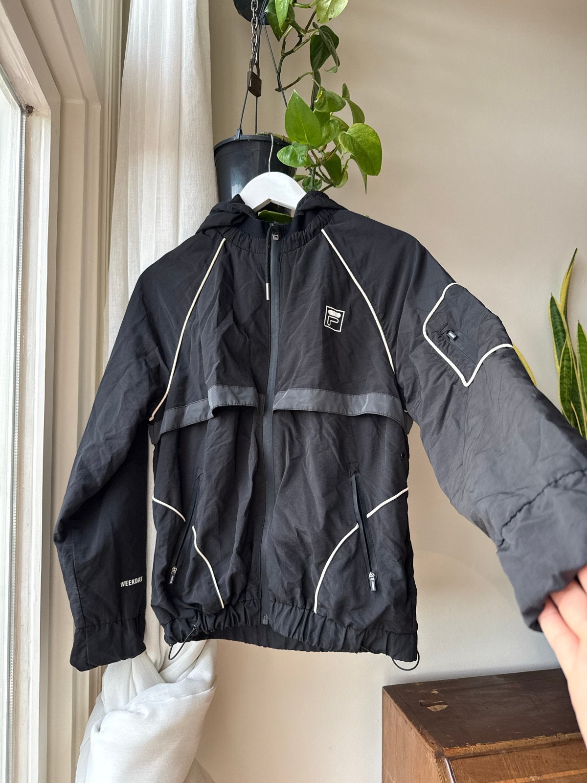 Fila x Weekday Zwart Windjack Maat XS, Ophalen of Verzenden, Zo goed als nieuw, Maat 34 (XS) of kleiner, Zwart