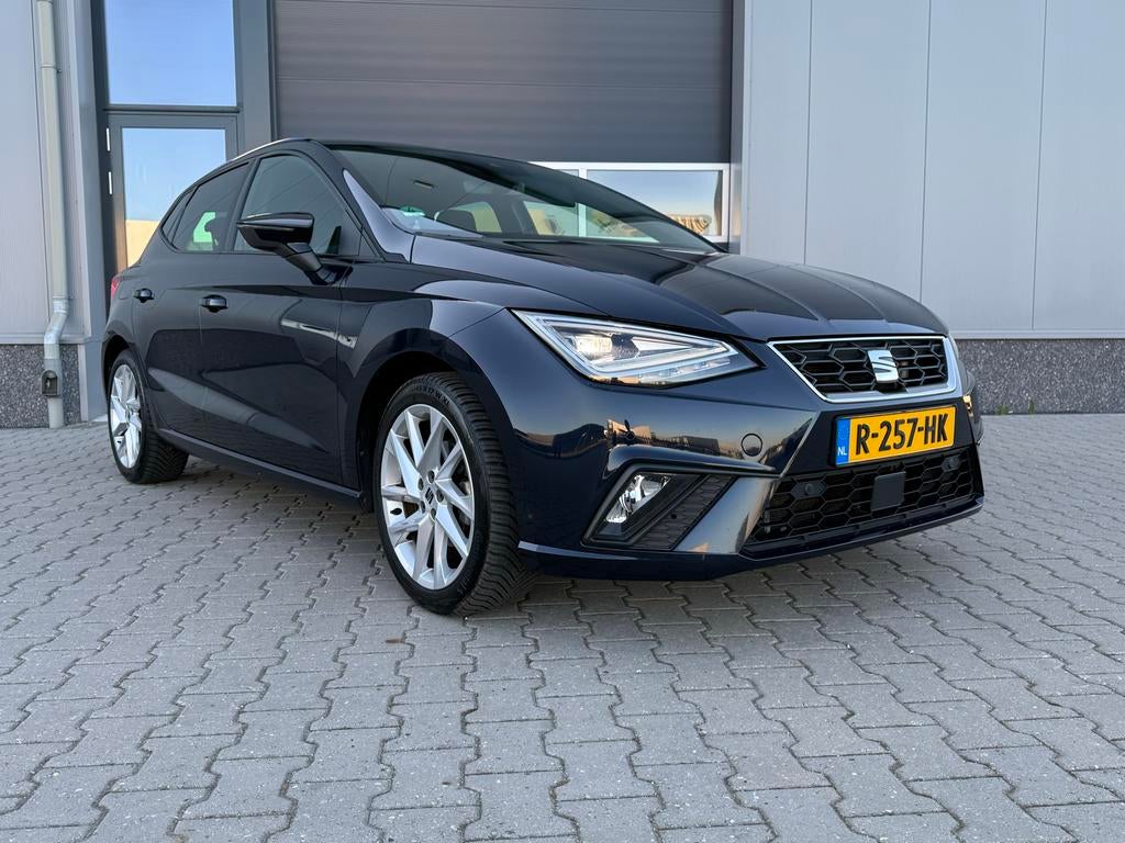 Seat Ibiza 1.0 TSI FR FACELIFT AUTOMAAT 110pk Dsg-7  Blauw, Zwart, Blauw, 19 km/l, 3 cilinders
