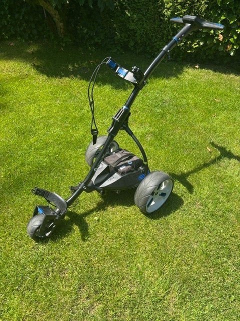 Motocaddy 3.0 electrische golftrolley, Sport en Fitness, Golf, Ophalen, Gebruikt, Golfkar