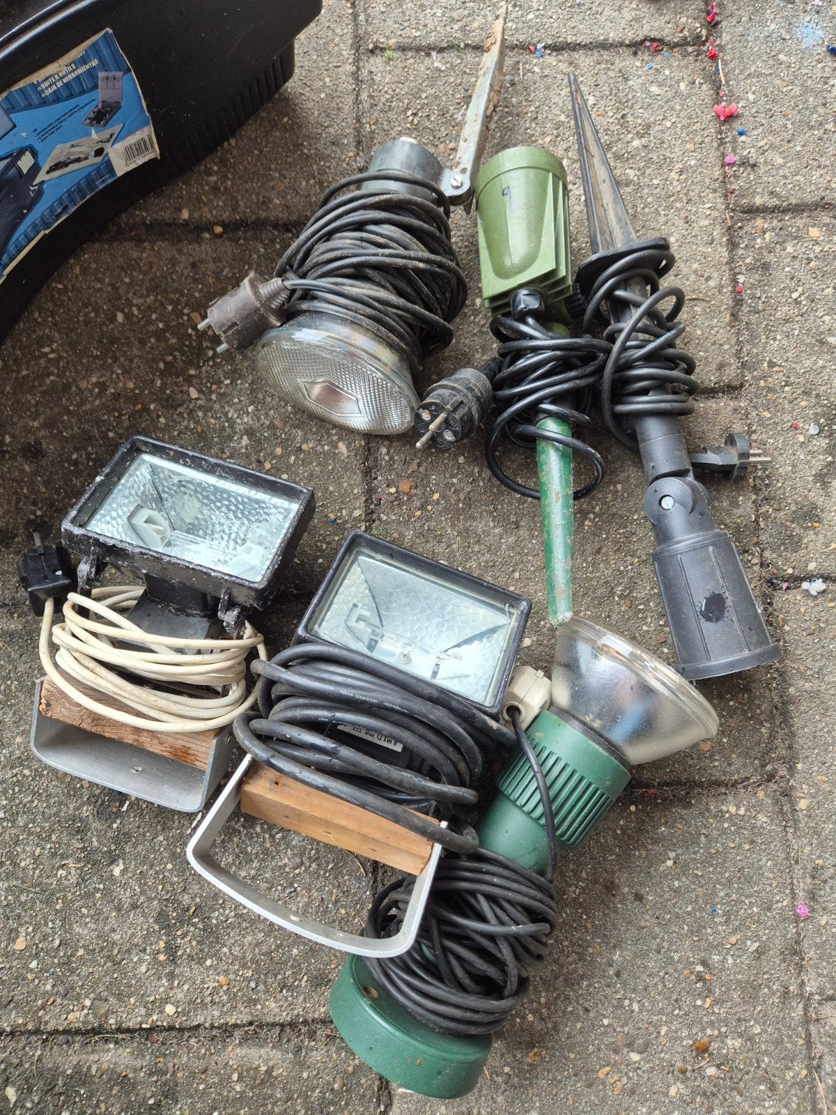 Diverse buitenlampen en bouwlampen - partij, Tuin en Terras, Ophalen, Gebruikt, Netvoeding, Spots
