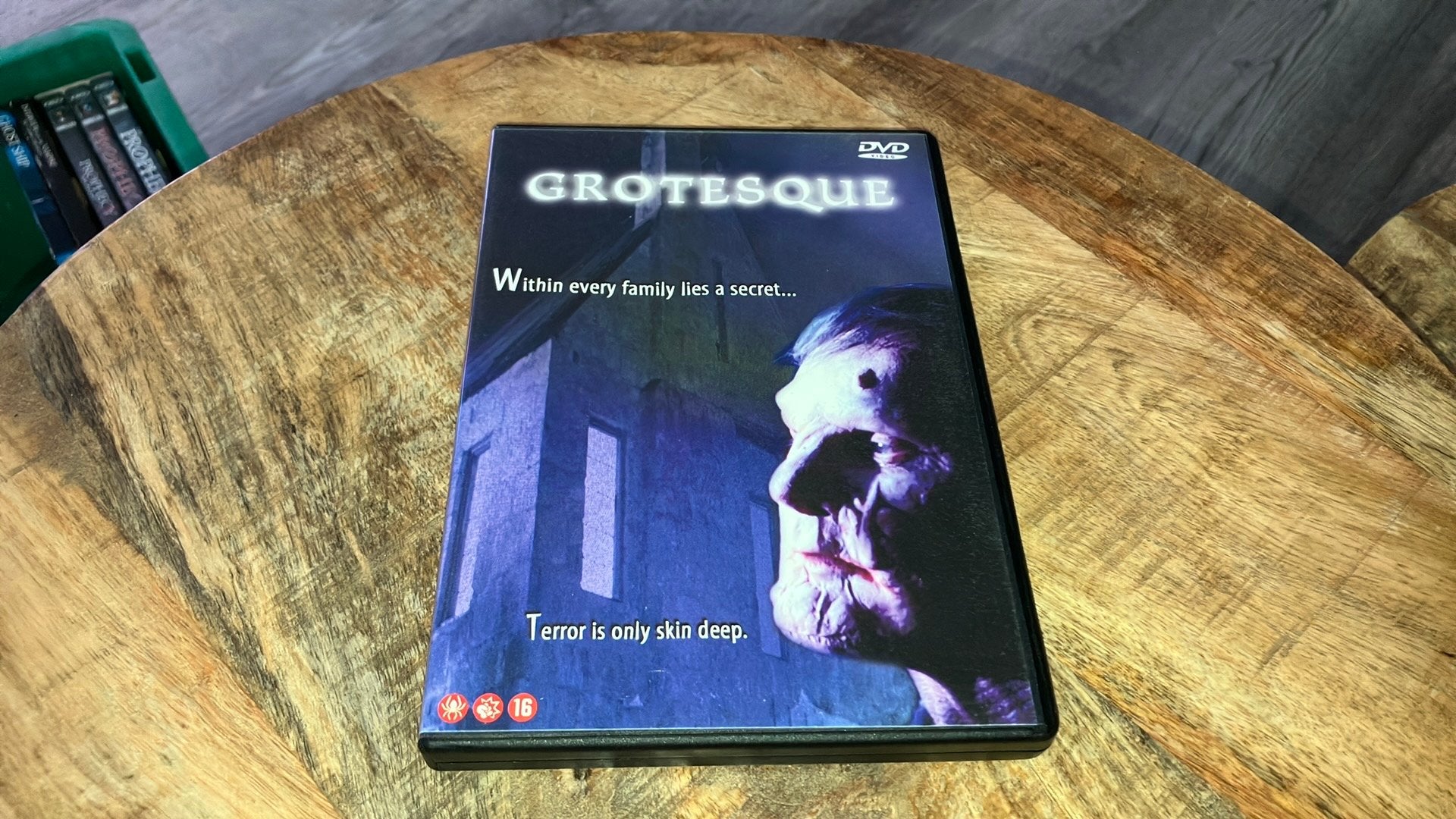 Grotesque dvd, Ophalen of Verzenden, Zo goed als nieuw