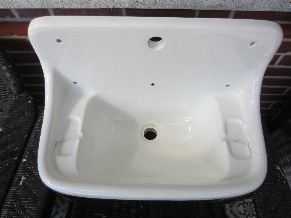 58x32cm Breed antiek Hollands fonteintje hoge achterkant