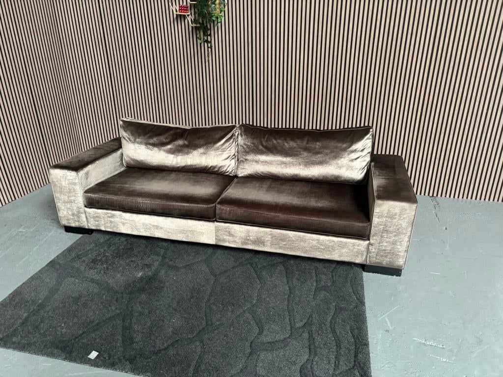GRATIS LEVERING Richmond Bank Velvet 280x100 GEREINIGD, Huis en Inrichting, Banken | Bankstellen, 250 tot 300 cm, 100 tot 125 cm